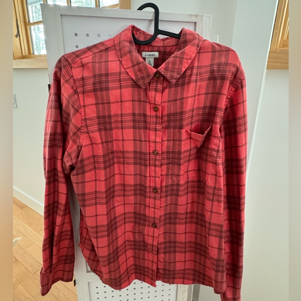 L.L. Bean women’s size M cotton blend button down shirt.